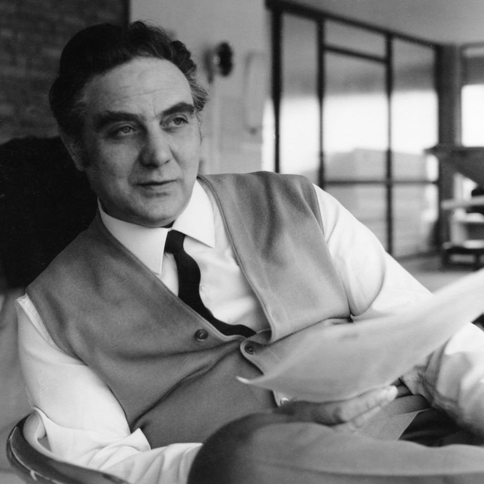 Elio Martinelli